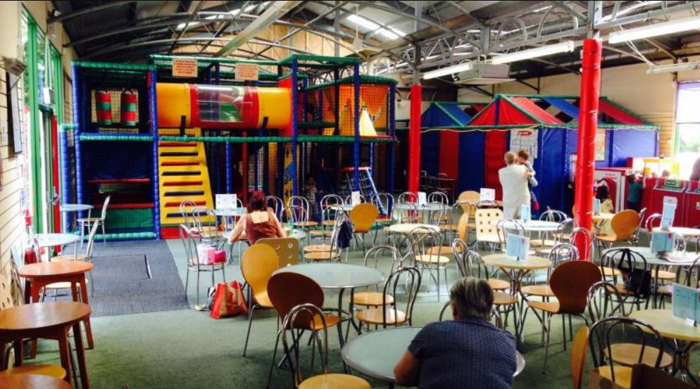 Mô hình cafe kết hợp khu vui chơi trẻ em